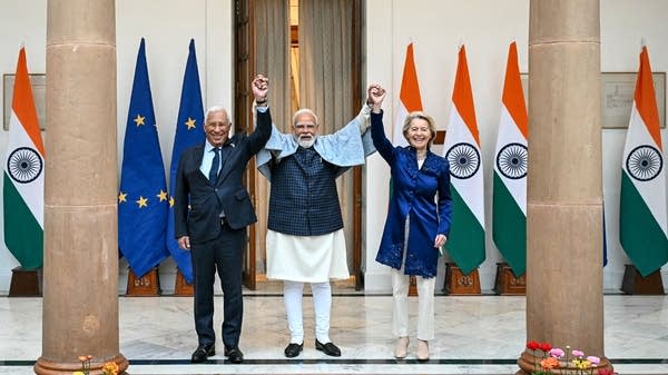 Above, India's Prime Minister Narendra Modi (center), European Commission President Ursula von der Leyen (right), and European Council President Antonio Costa in New Delhi on Tuesday.