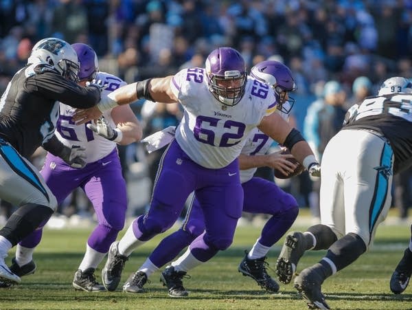 Minnesota Vikings' Nick Easton