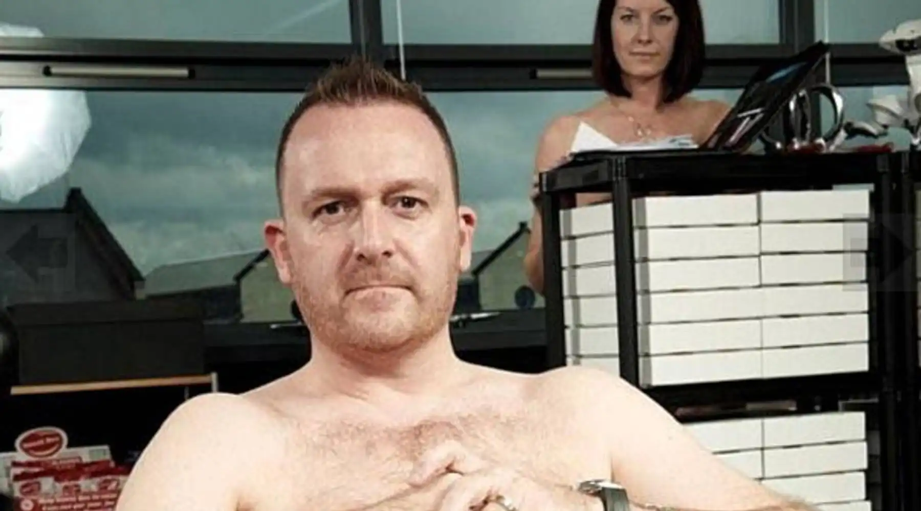 Office tries going undressed for success