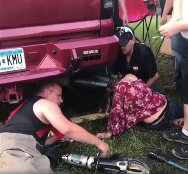 1,000 Words: The concert drinker