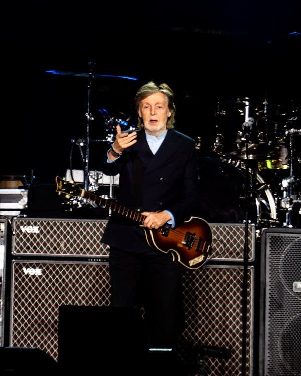 ふ*ん様 Paul McCartney Japan Tour Crew パーカー ふ*ん様 Paul
