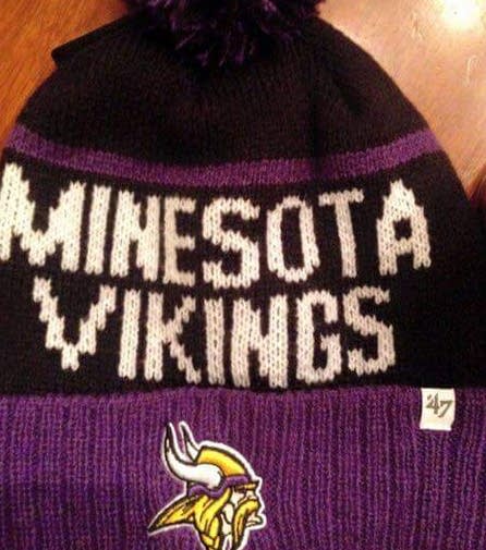Stadium workers get misspelled Vikings hats