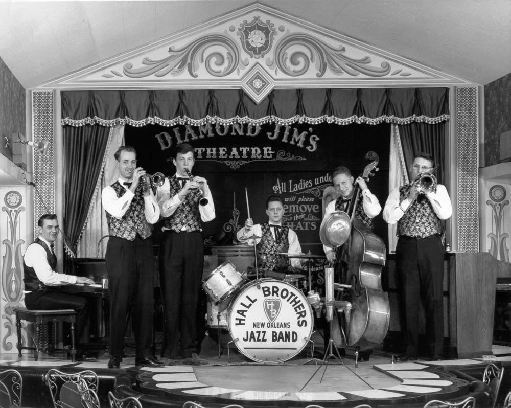 Butch Thompson in the Hall Brothers Jazz Band
