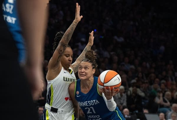 Wings Lynx Basketball