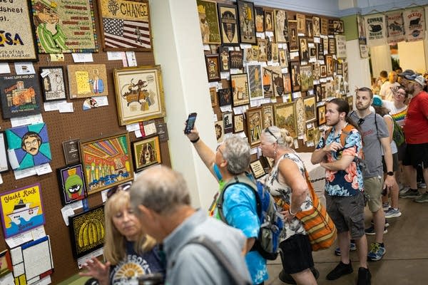 People look at crop art