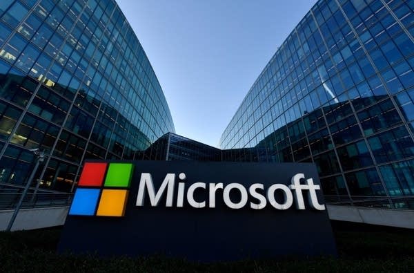 Microsoft taking a $1 billion shot at climate change