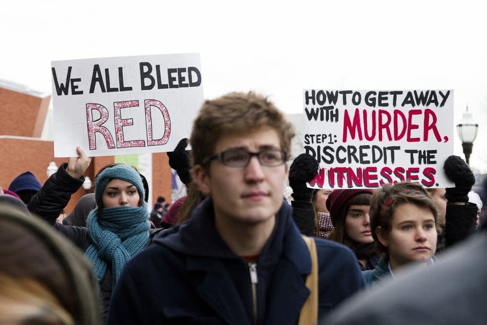 Protesting the Ferguson grand jury decision