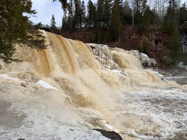 Plentiful precipitation has North Shore waterfalls roaring