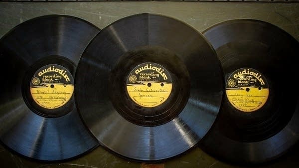 Poster Vinyl records