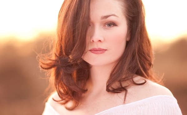 Nancy Harms brings emotion, New York stories to Dakota Jazz Club