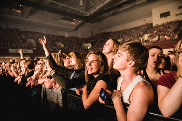 0016_AltJ-RoyWilkins_DSC5684