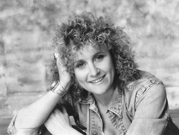 Classic Americana: Lacy J. Dalton