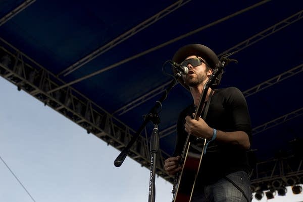 PALOMINO08-ShakeyGraves