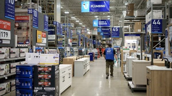 Consumer sentiment rebounds