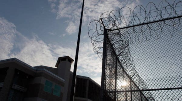 Correction officers shortage: a danger to inmates?
