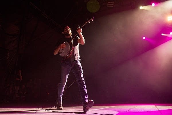 Scott Avett on banjo.