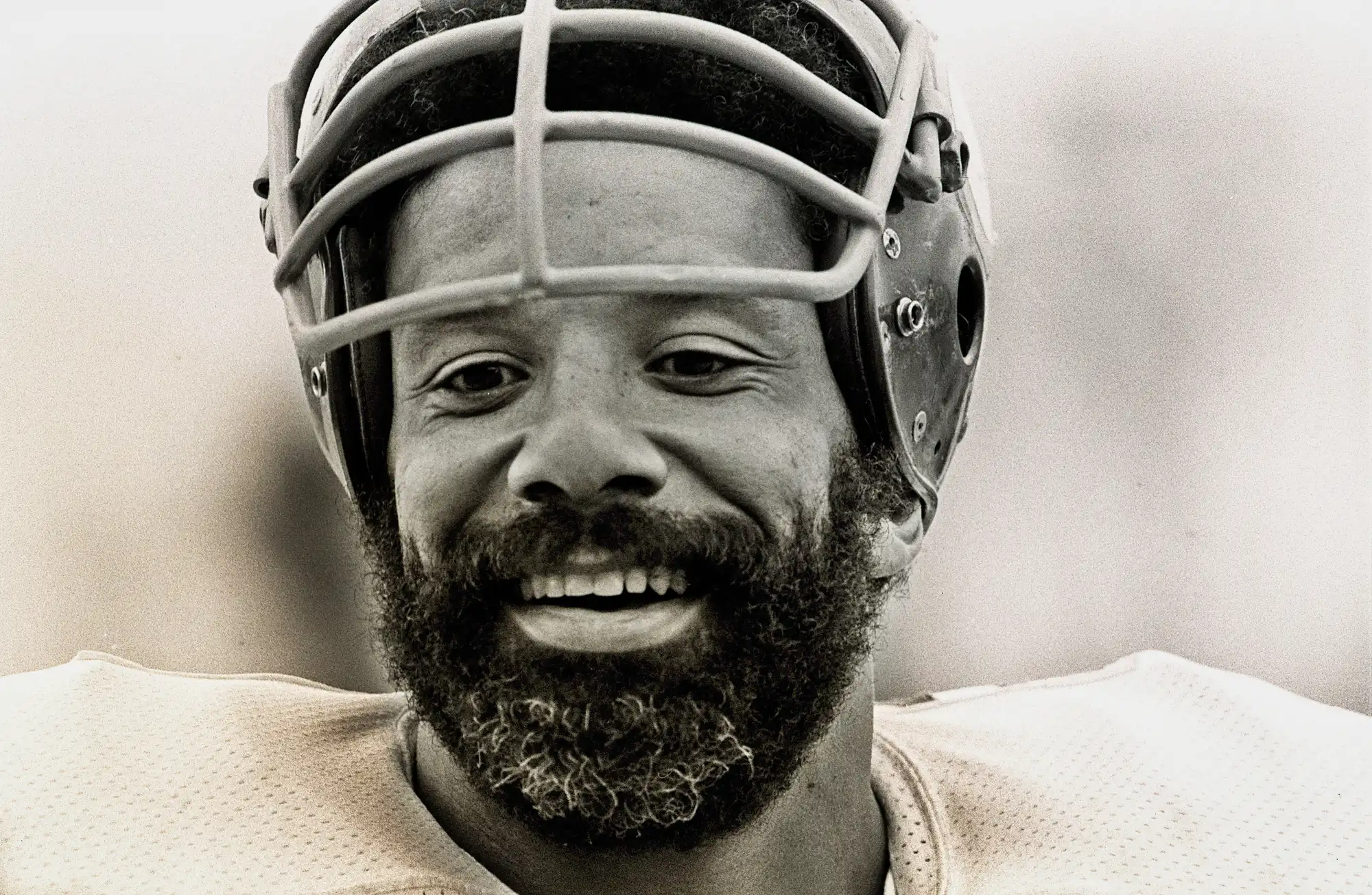 [Image: e89d08-20250603-a-man-after-a-football-g...p2000.webp]