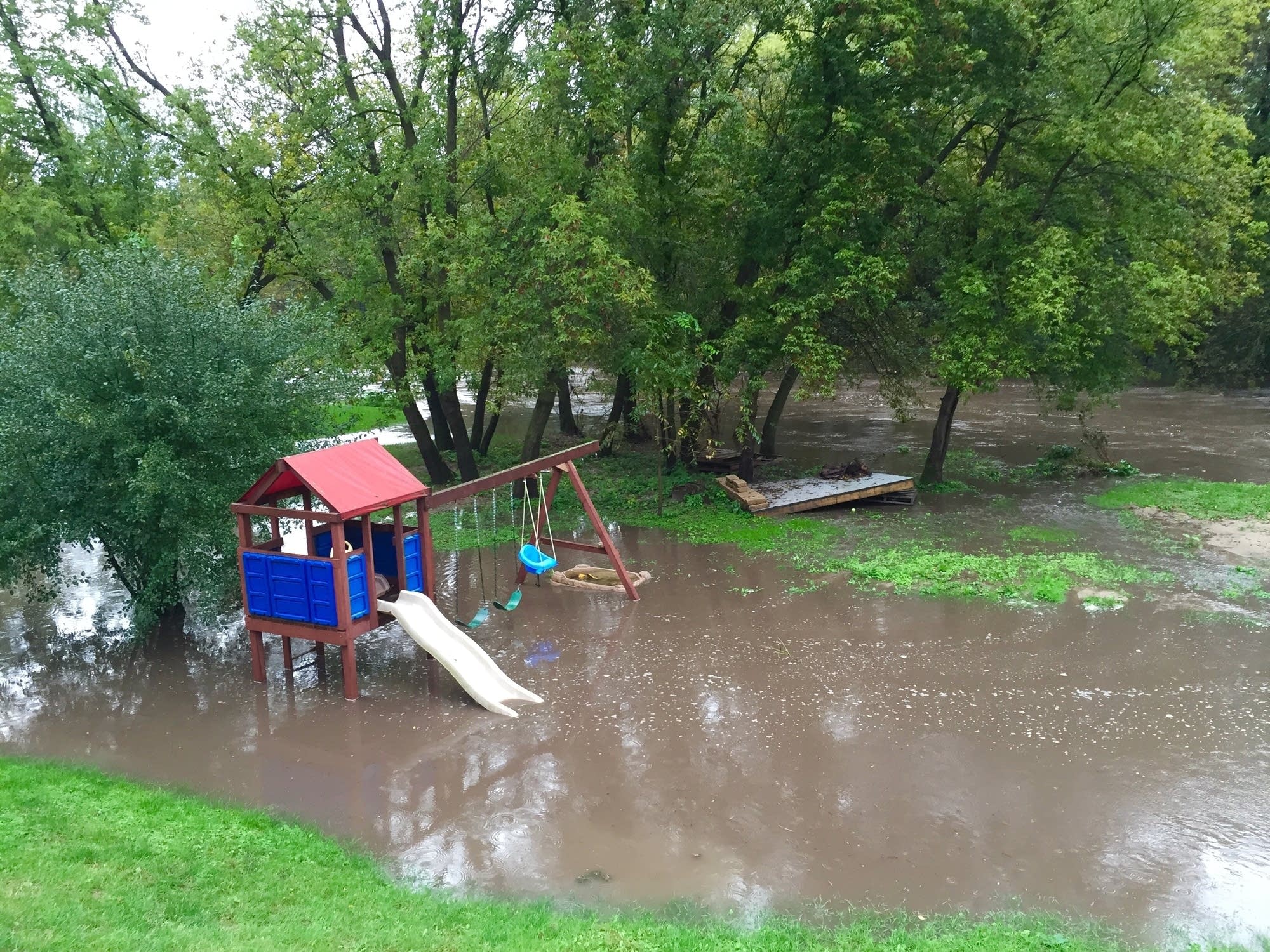 Rising water on the Zumbro River