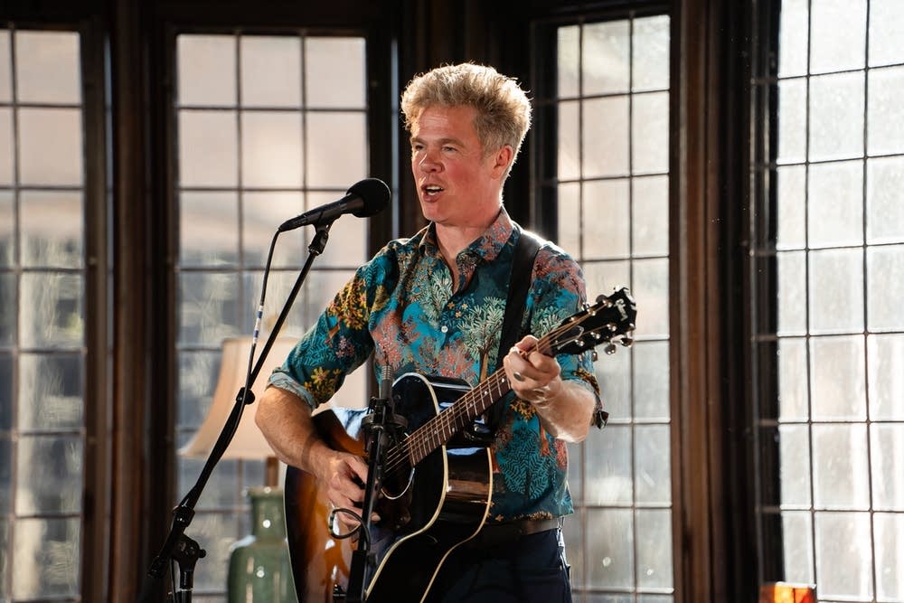 ミュージシャン Re:golith_ Oct. 21 in Music History: Happy birthday to Josh Ritter