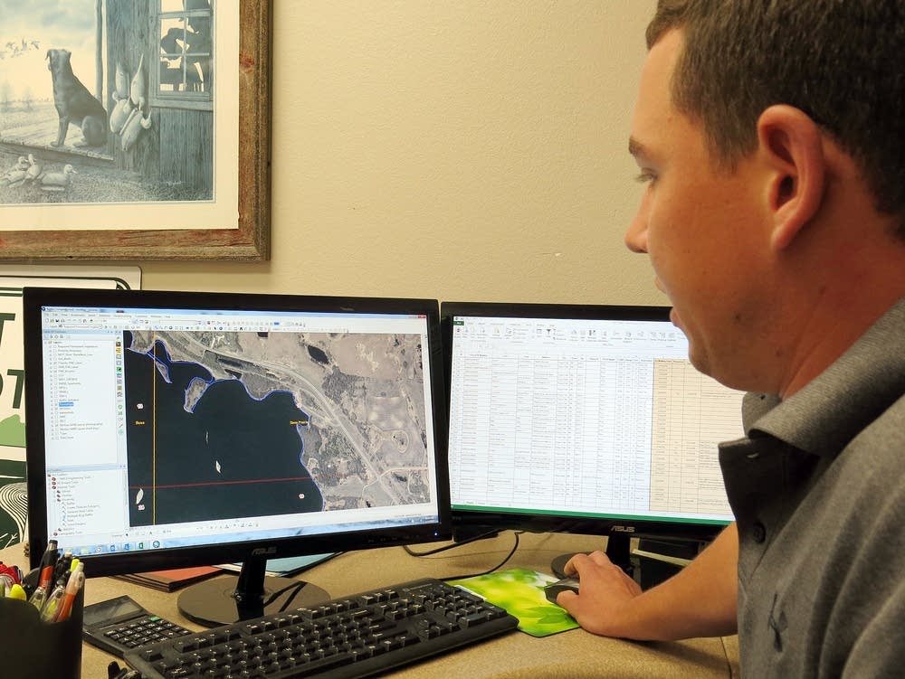 Casey Gwost examined aerial photos.