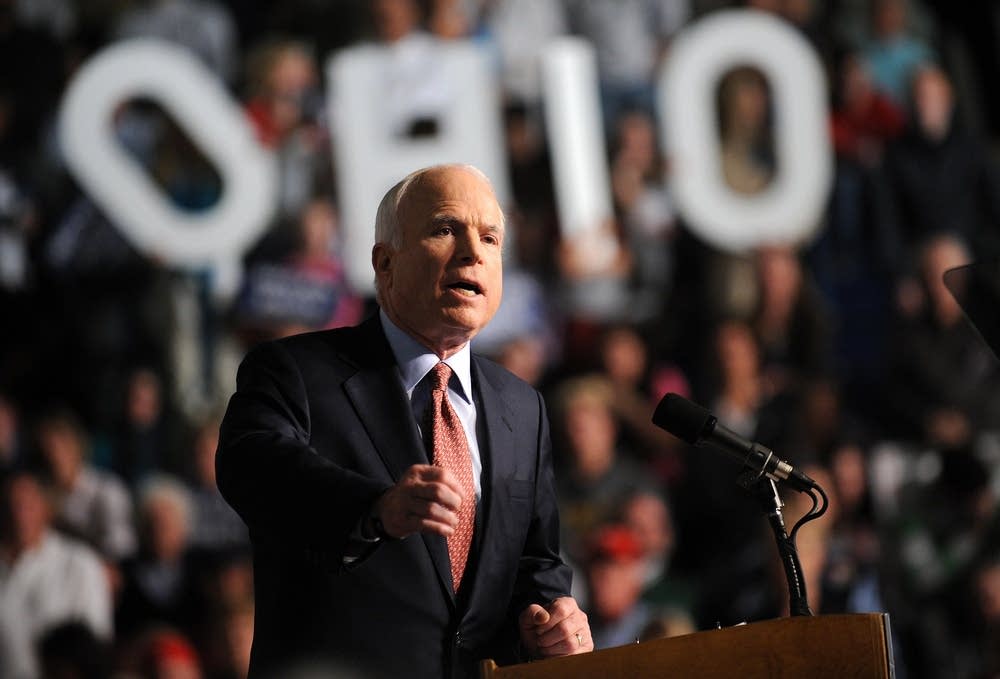 John McCain campaigs in Ohio