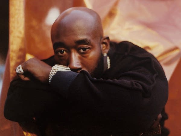 Freddie Gibbs has become one of hip-hop’s most important and influential voices via his quotable
wordplay, versatile songs, and unflinching honesty.