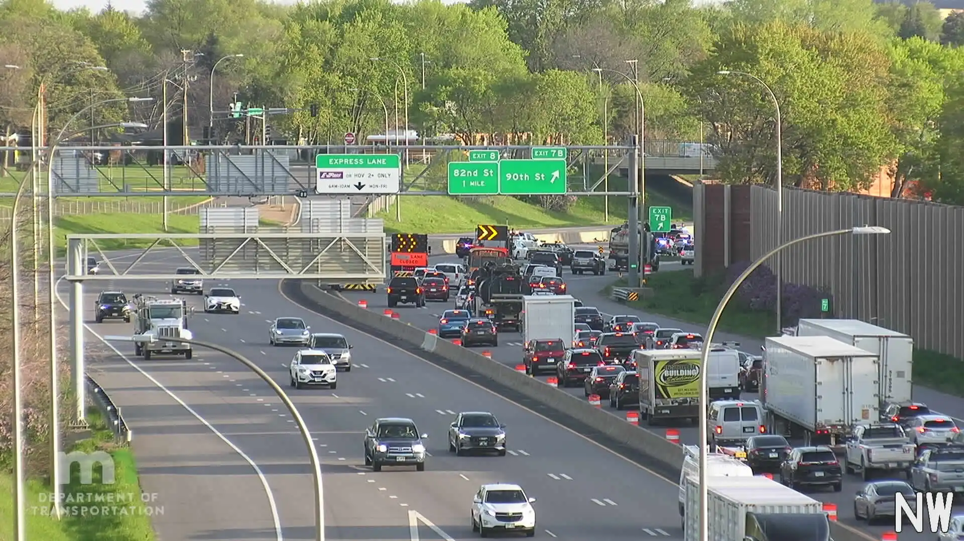 Crash closes northbound lanes of Interstate 35W in Bloomington - Vimarsana News