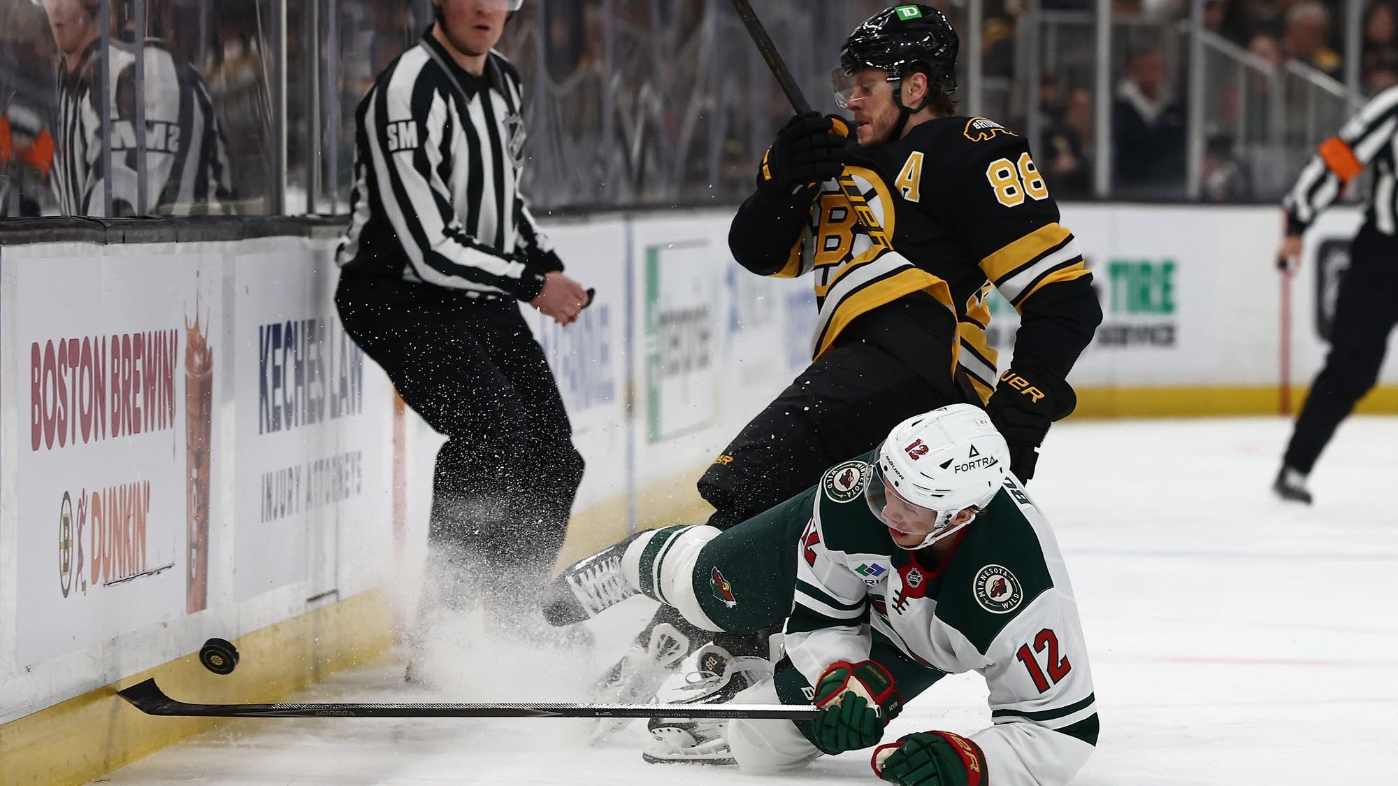 Boston Bruins beat Minnesota Wild 6-3