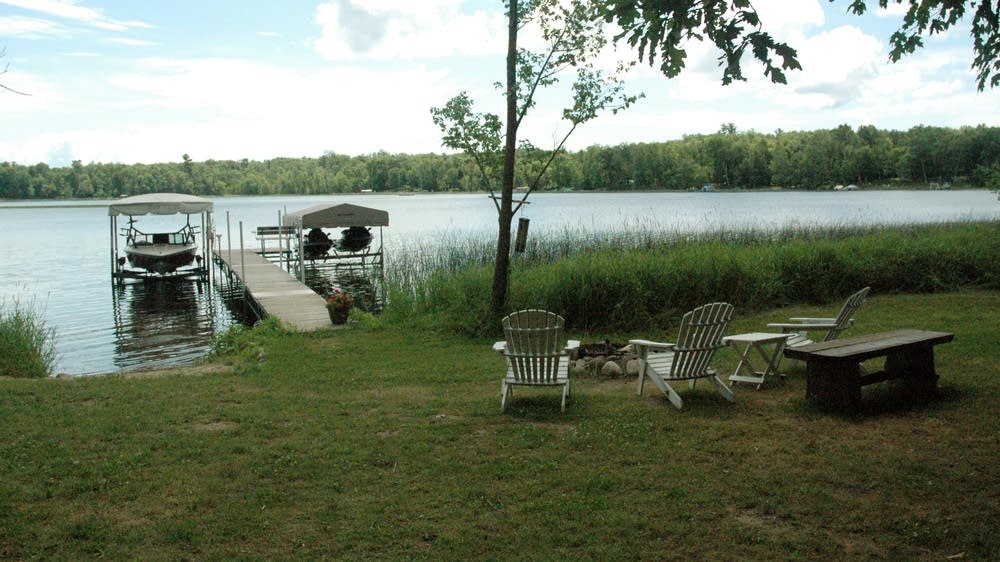 Sales of Minnesota vacation homes pick up, but buyers are still