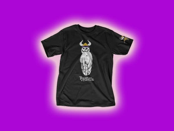 Music News: Trampled By Turtles featured on Vikings tee