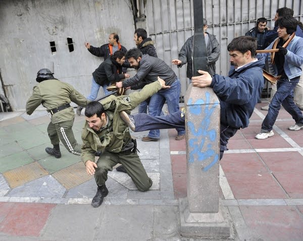 Iran protesters