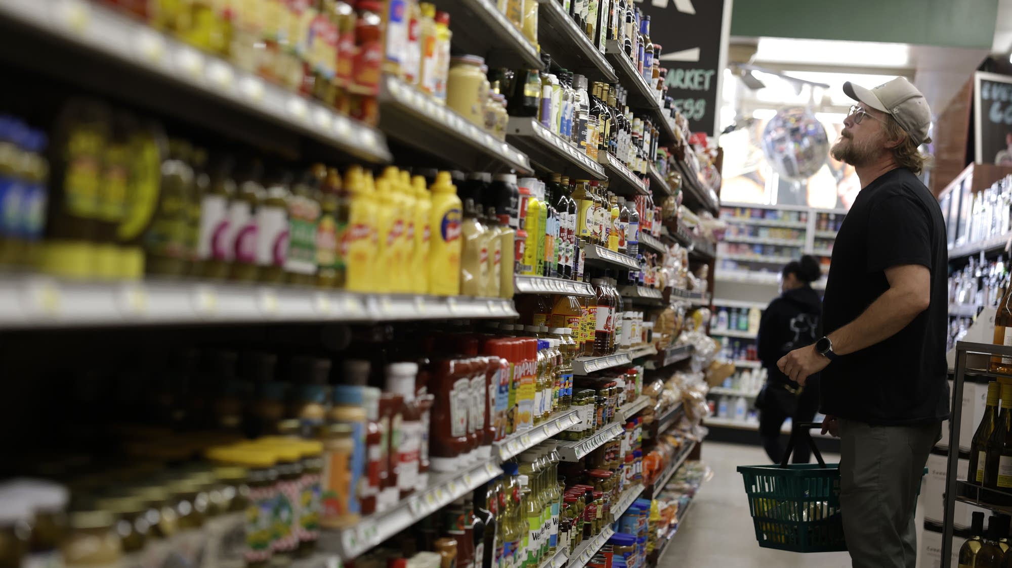 Fed survey shows rising inflation expectations, despite falling prices