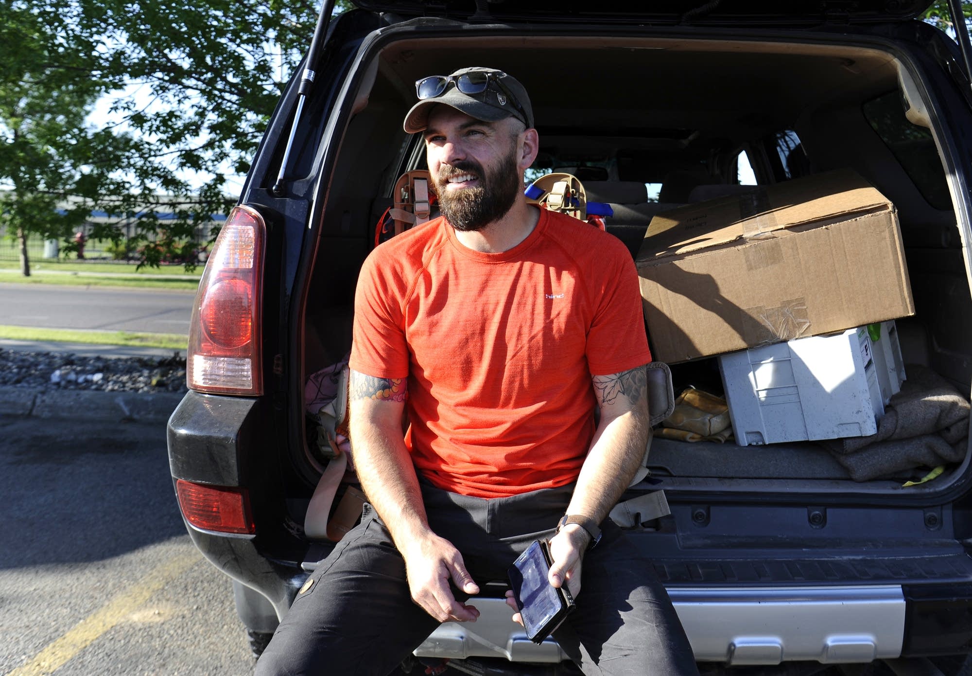 Josh Zeis is doing a project to help vets cope.