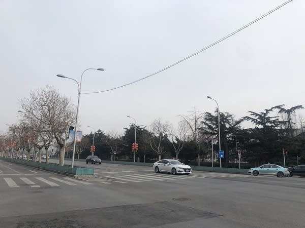 A main road in southwestern Dalian city is nearly deserted over the Lunar New Year holiday. (Courtesy of Josie Fan)