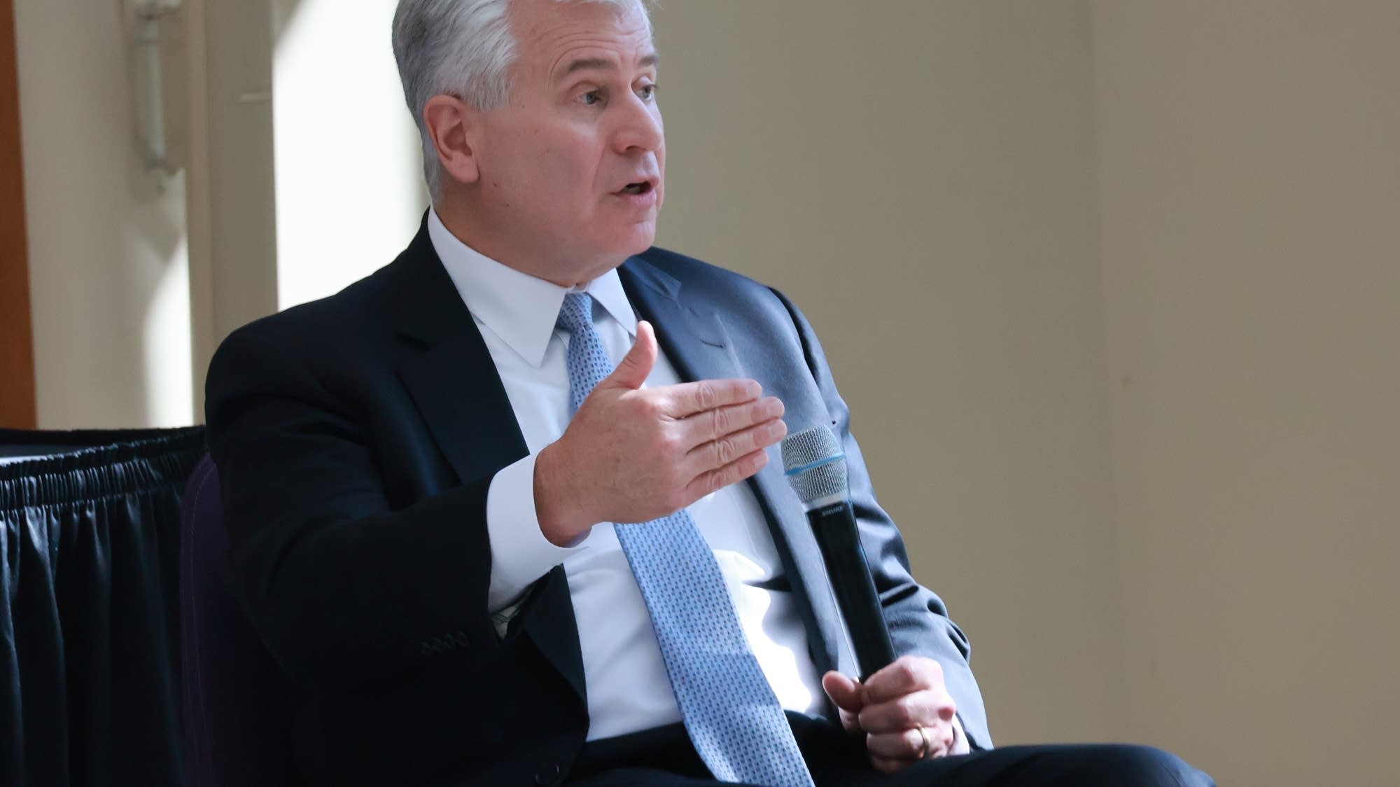 Feds seek to boot Minn. judges from immigration cases