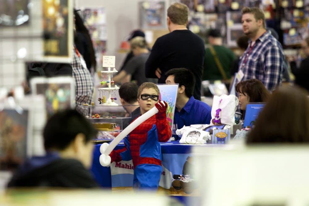 Balloon sword for Spiderman
