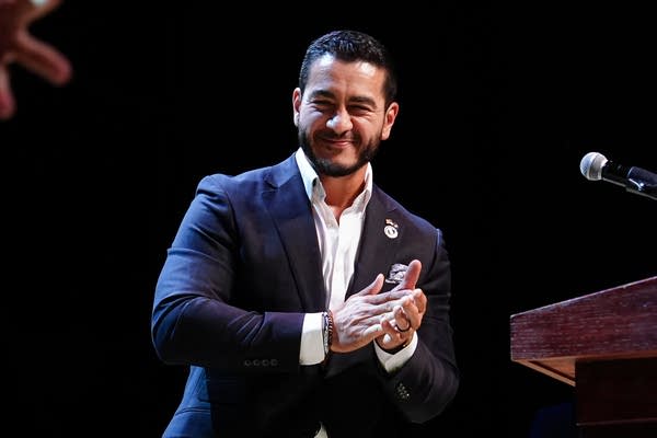 Stevens and El-Sayed are in a close race for Michigan's Democratic Senate nomination