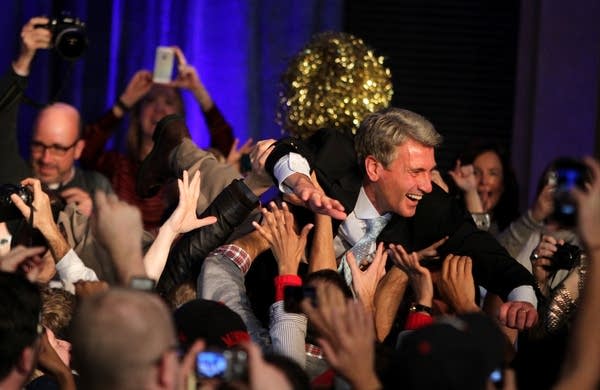 Rybak crowd surfs