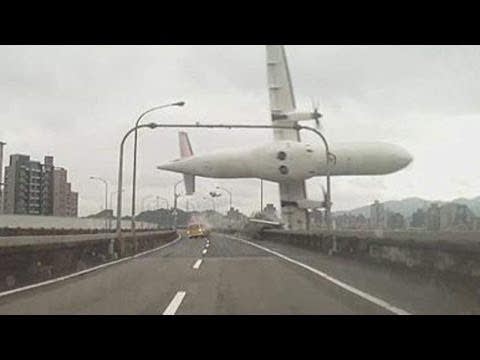 Video shows airliner crash