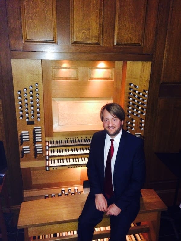 Douglas Cleveland, Organist