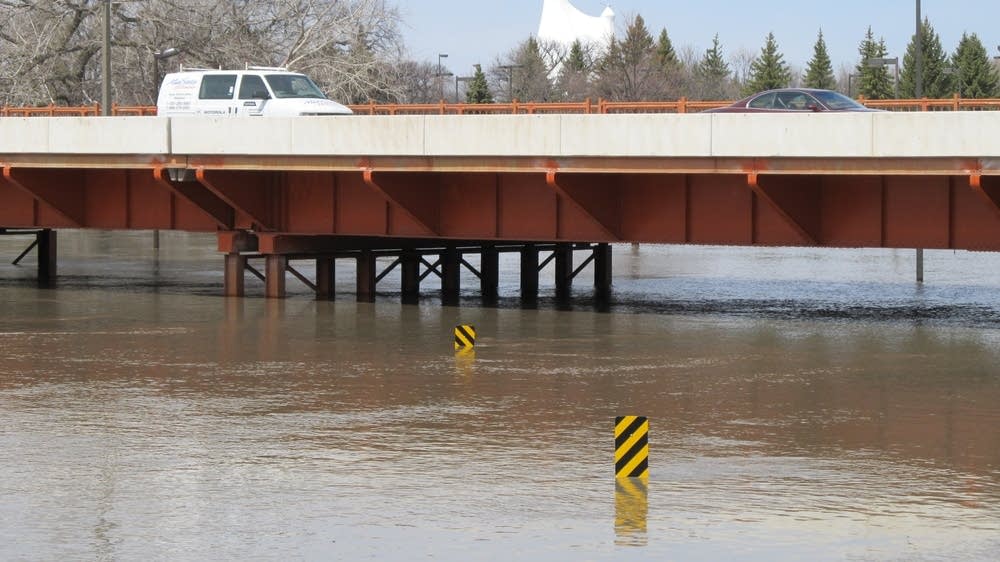 North Dakota's largest city prepares for major flooding MPR News
