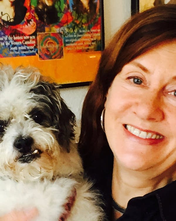 Angie Carlson’s Instagram, Twitter & Facebook on IDCrawl