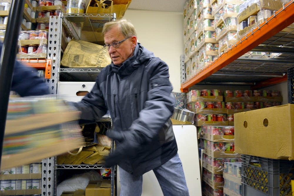 Food shelves strive to provide healthier groceries MPR News Food shelves strive to provide healthier groceries MPR News