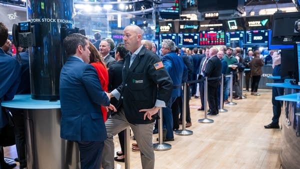 Economy slows while inflation persists