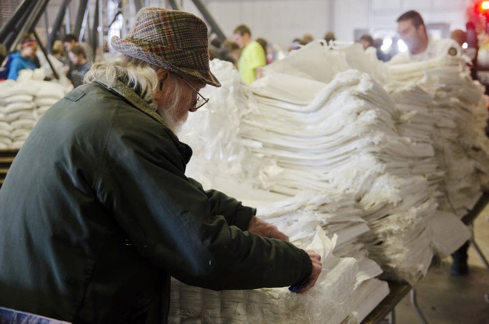 Preparing bags
