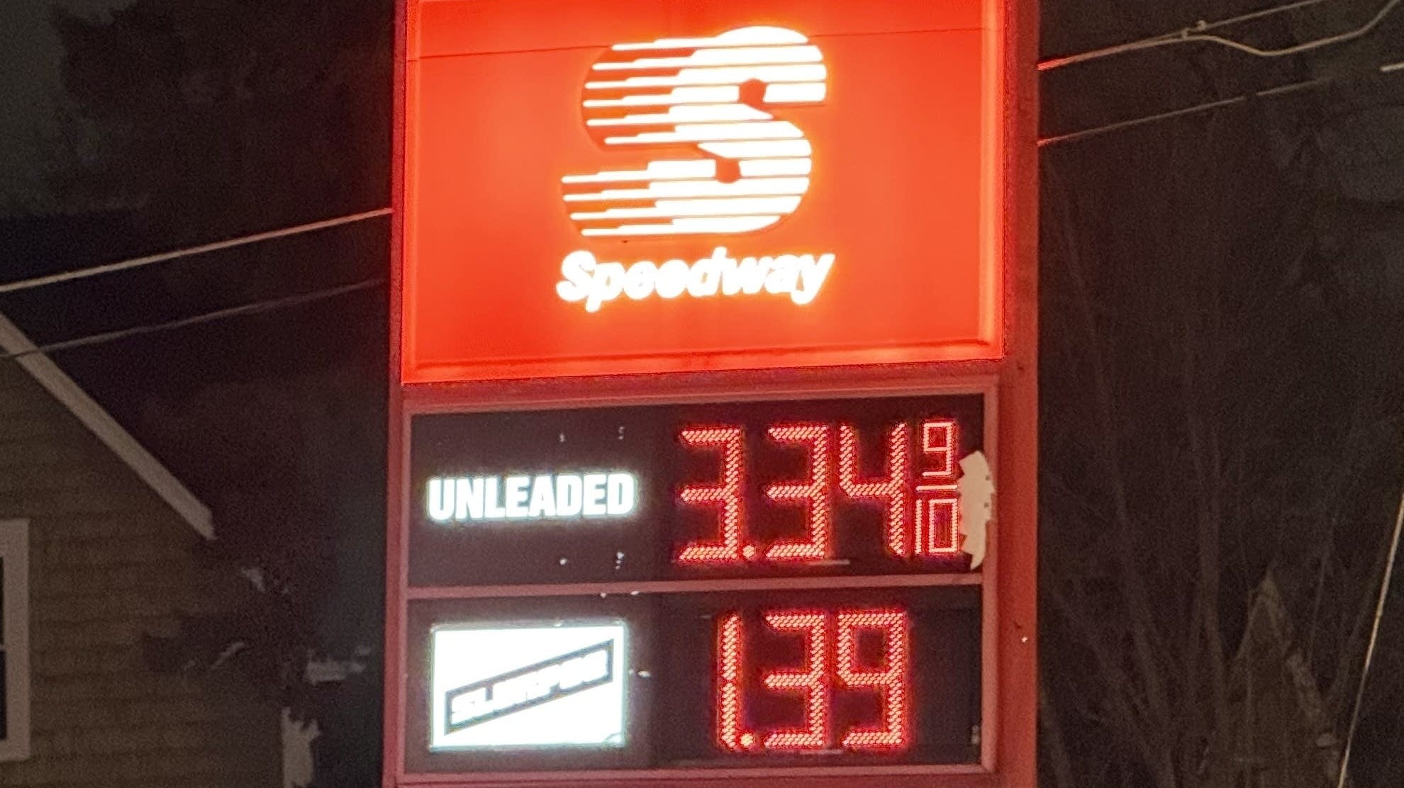 Gas prices continue to rise in Minnesota, across the country | MPR News