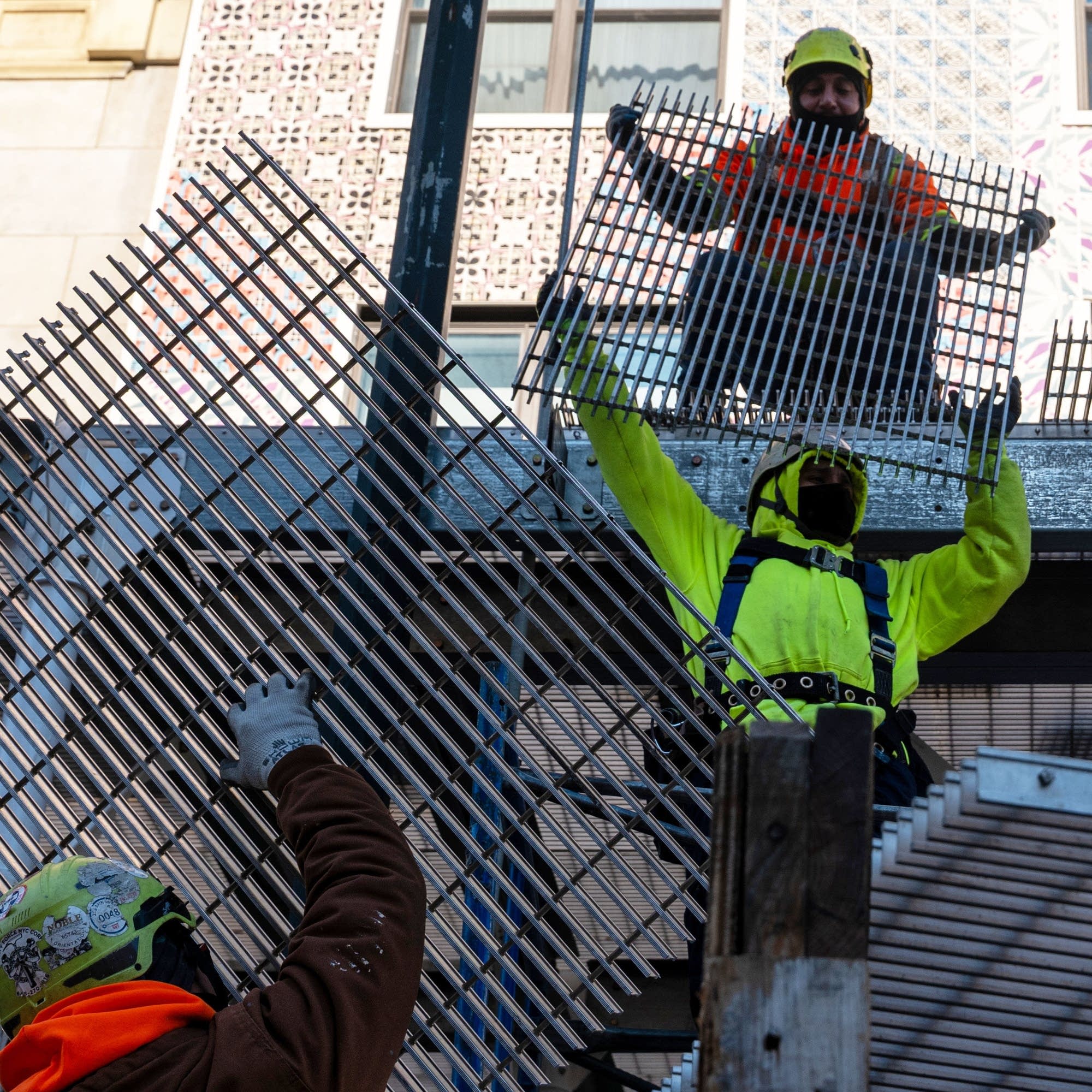 A closer eye on employment costs