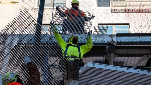 A closer eye on employment costs