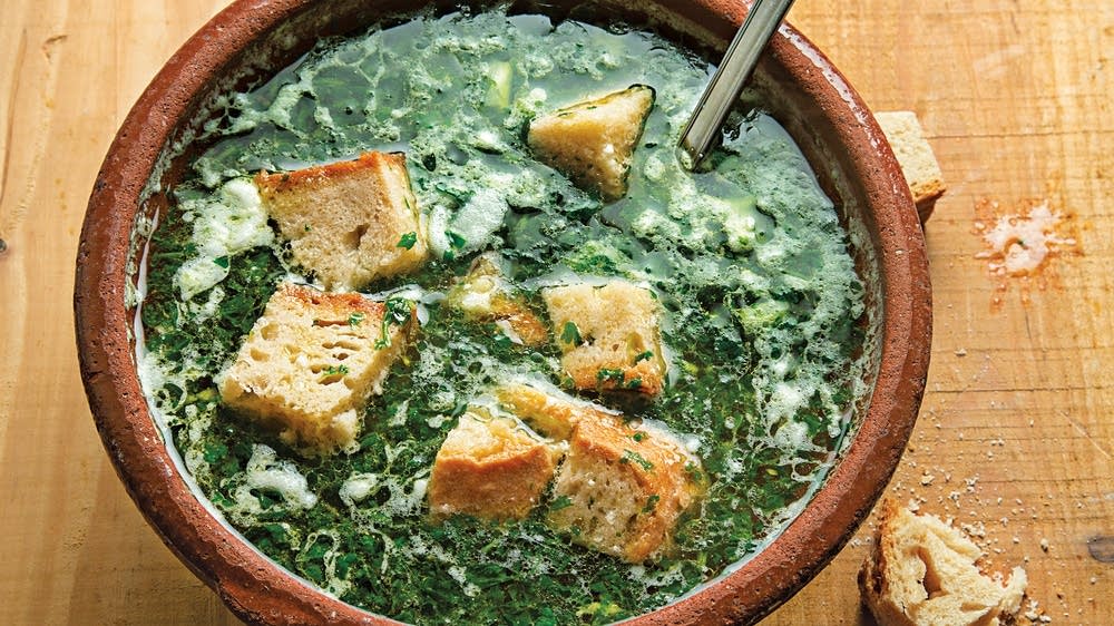 Portuguese Bread & Garlic Soup with Cilantro (Açorda à Alentejana