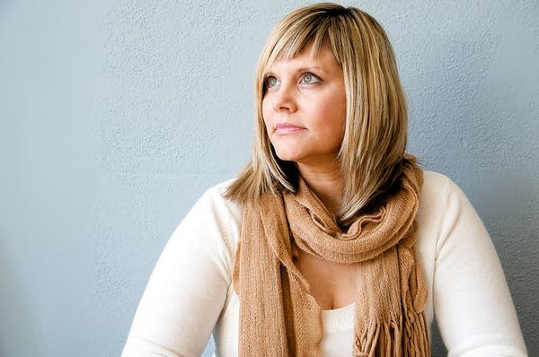 Vicky Emerson: Dust and Echoes